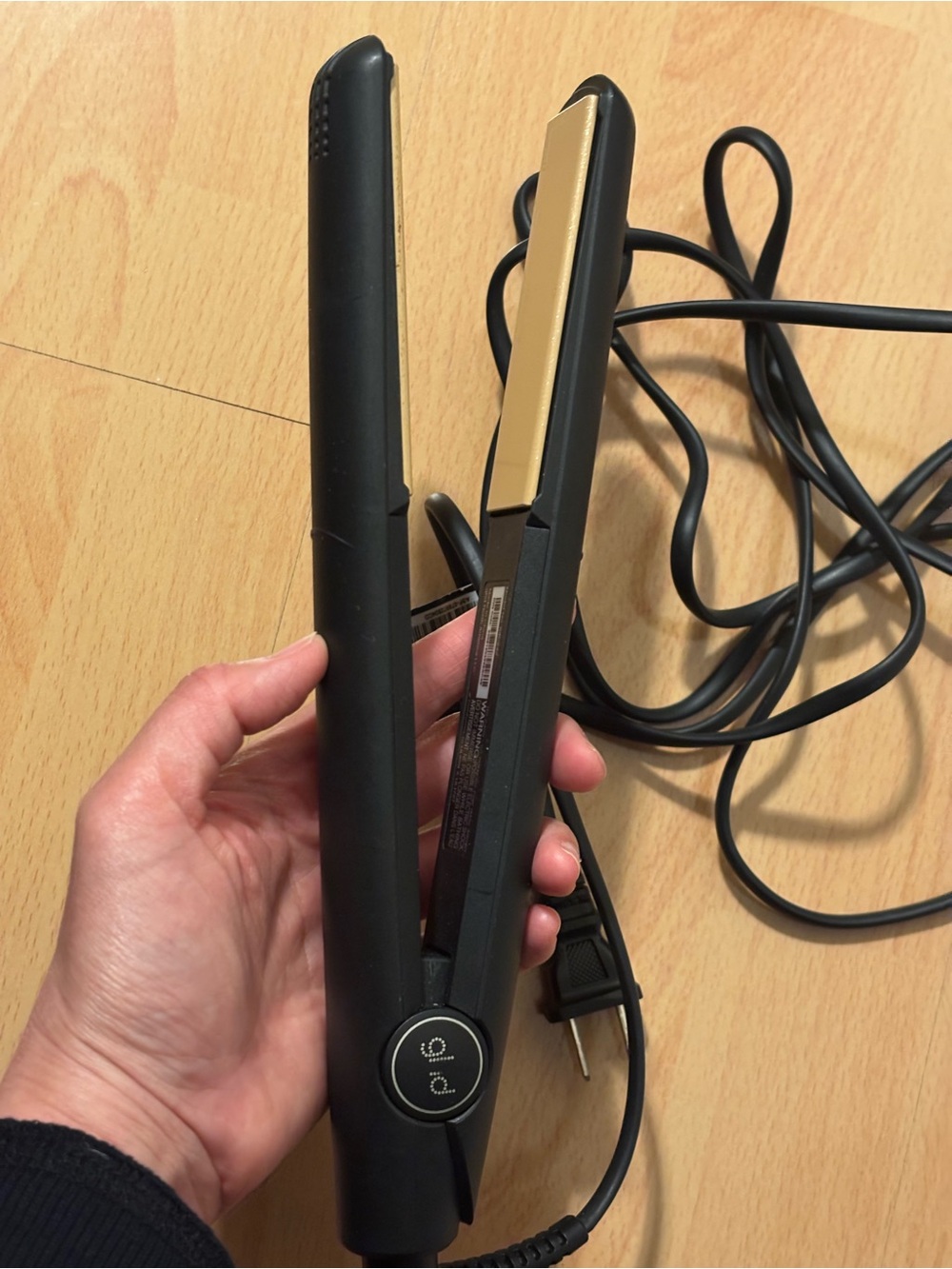 ghd Black and Gold Flat Iron Hair Straightener